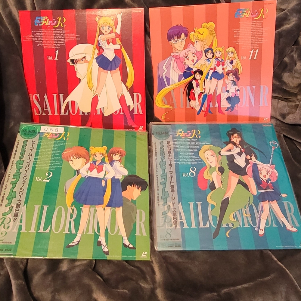 4 Vollumes Sailor Moon R laserdisc